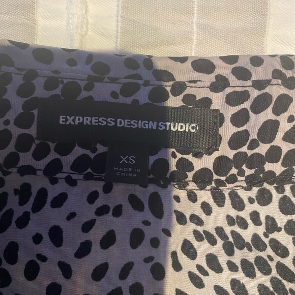 Express Top - Picture 2 of 3